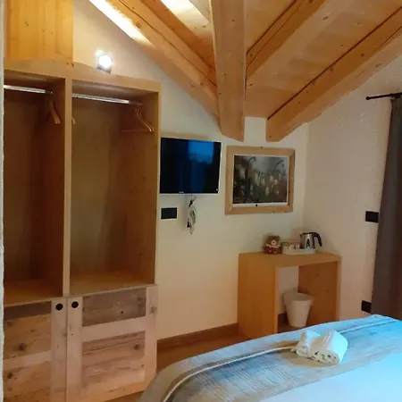 Il Bucaneve فندق مبيت وإفطار