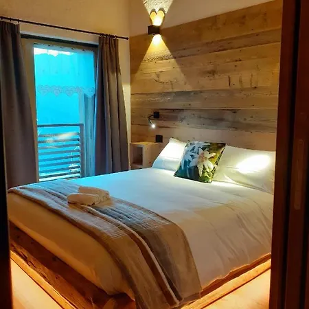 Il Bucaneve فندق مبيت وإفطار