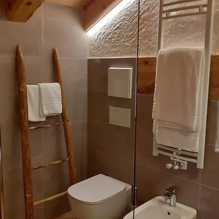 فندق مبيت وإفطار Il Bucaneve سانتو ستيفانو دي كادوري