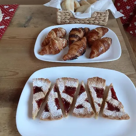 Il Bucaneve فندق مبيت وإفطار