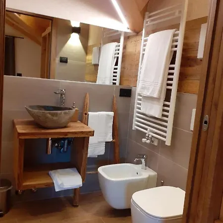 Il Bucaneve Bed & Breakfast *
