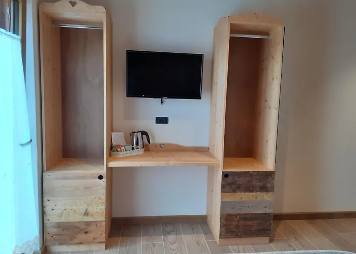 ベッド・アンド・ブレックファスト Il Bucaneve 3*